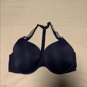 Victoria’s Secret 34D T back bra